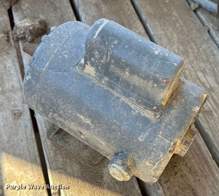 image for item LT9364 (24) electric motors