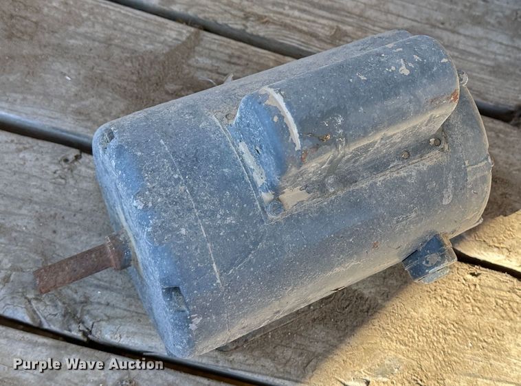 image for item LT9364 (24) electric motors