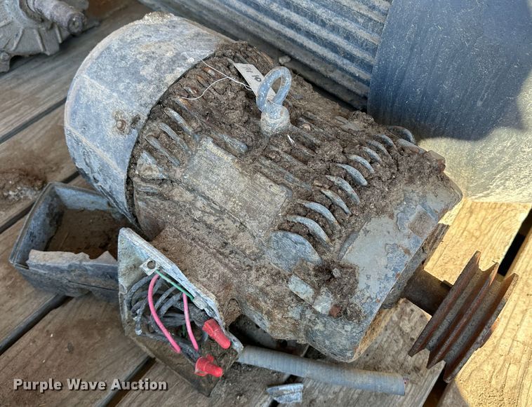 image for item LT9364 (24) electric motors