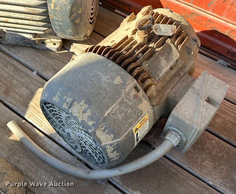 image for item LT9364 (24) electric motors