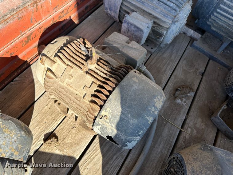 image for item LT9364 (24) electric motors