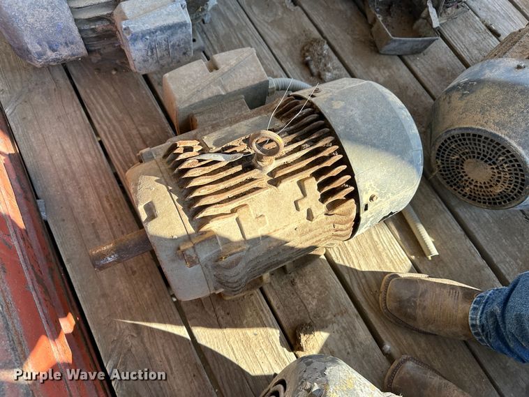 image for item LT9364 (24) electric motors