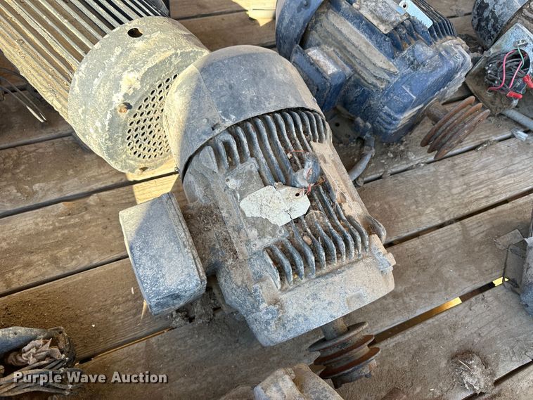 image for item LT9364 (24) electric motors