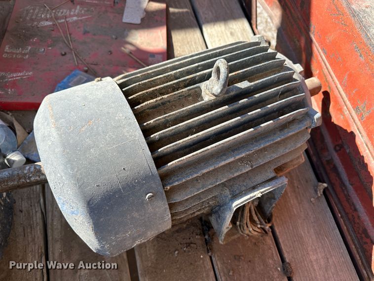 image for item LT9364 (24) electric motors