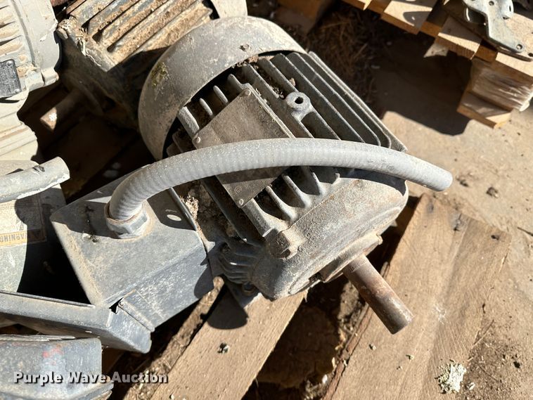 image for item LT9365 Tools