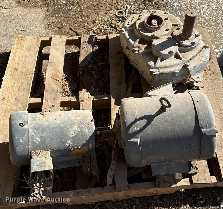 image for item LT9365 Tools