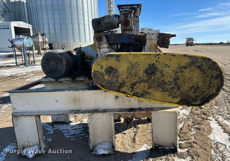 image for item LT9367 (5) flaker rollers