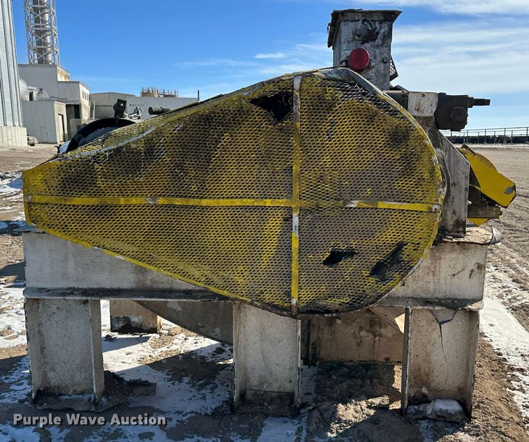 image for item LT9367 (5) flaker rollers