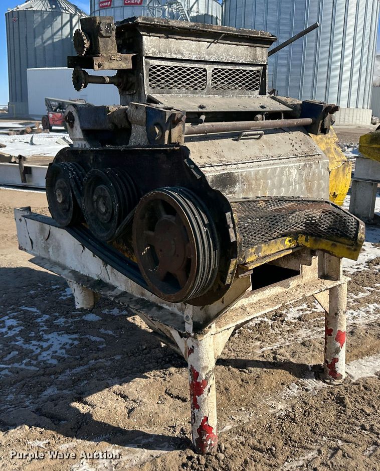 image for item LT9367 (5) flaker rollers