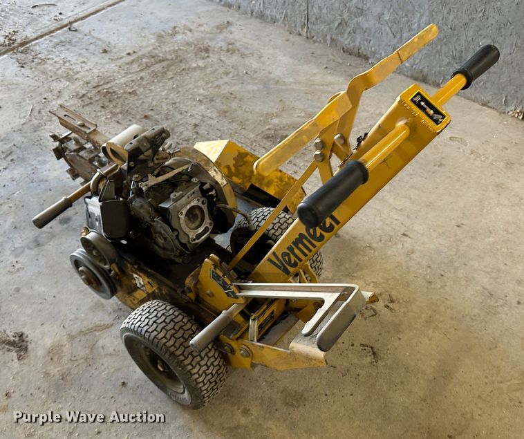 image for item LT9381 2004 Vermeer RT60  trencher