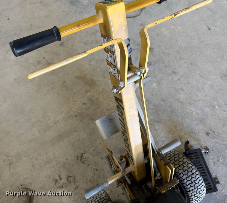 image for item LT9381 2004 Vermeer RT60  trencher