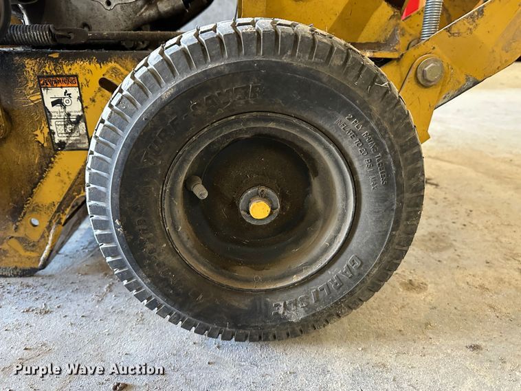 image for item LT9381 2004 Vermeer RT60  trencher