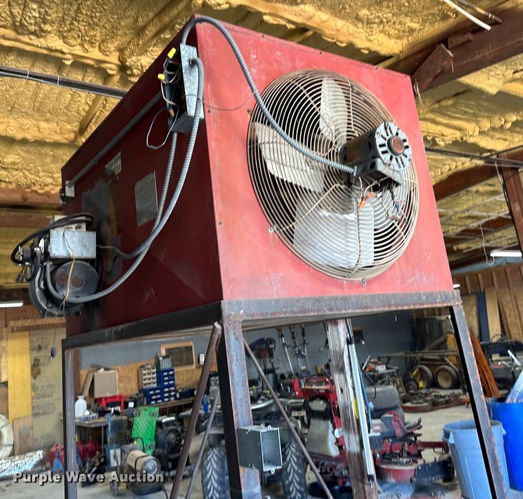 image for item LT9382 1986 Clean Energy CB86BH  oil burner