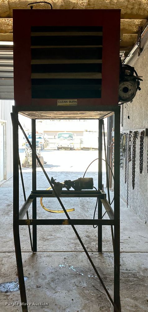 image for item LT9382 1986 Clean Energy CB86BH  oil burner