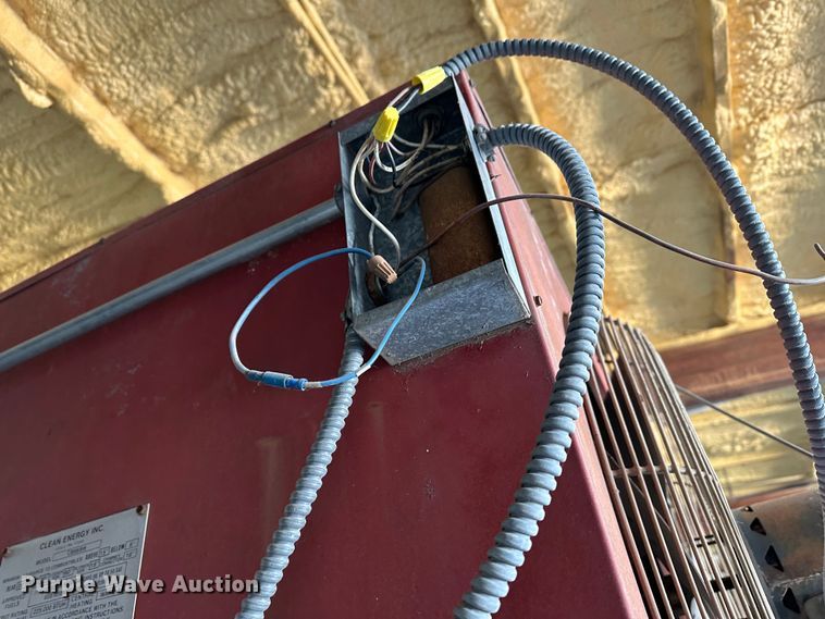 image for item LT9382 1986 Clean Energy CB86BH  oil burner