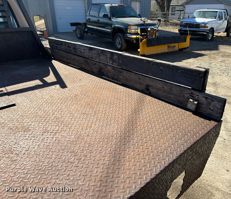 image for item LT9384 1986 Ford F350  flatbed pickup truck