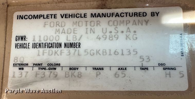 image for item LT9384 1986 Ford F350  flatbed pickup truck