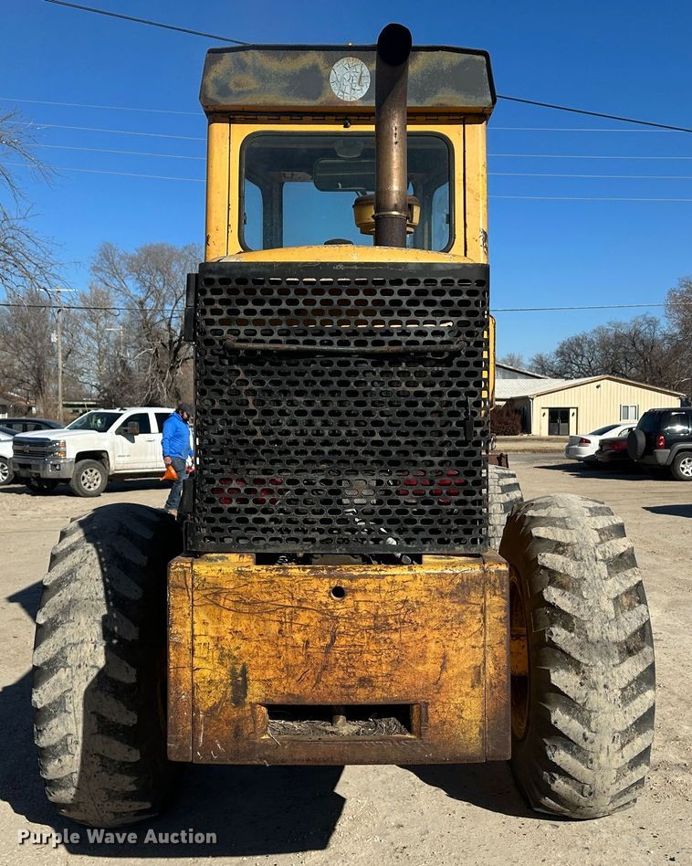 image for item LT9386 John Deere 646A  wheel loader