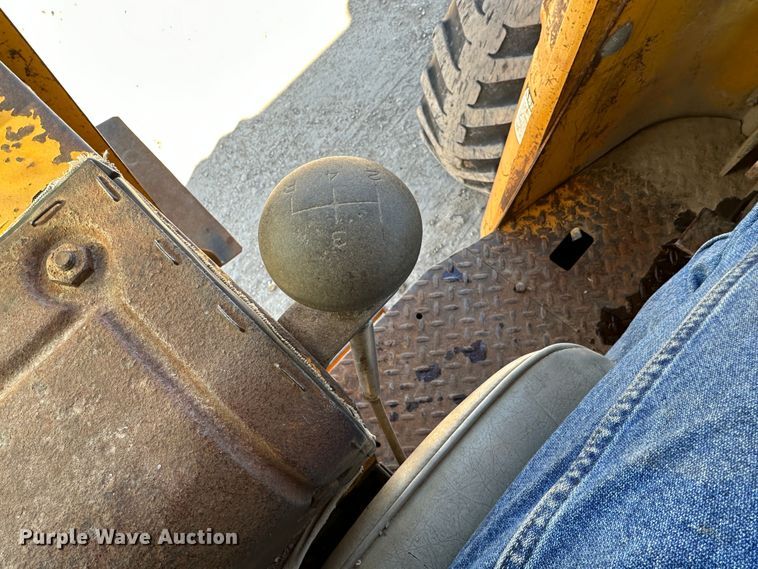 image for item LT9386 John Deere 646A  wheel loader