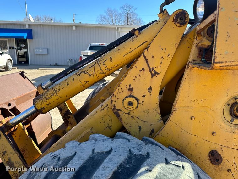 image for item LT9386 John Deere 646A  wheel loader