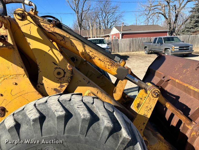 image for item LT9386 John Deere 646A  wheel loader