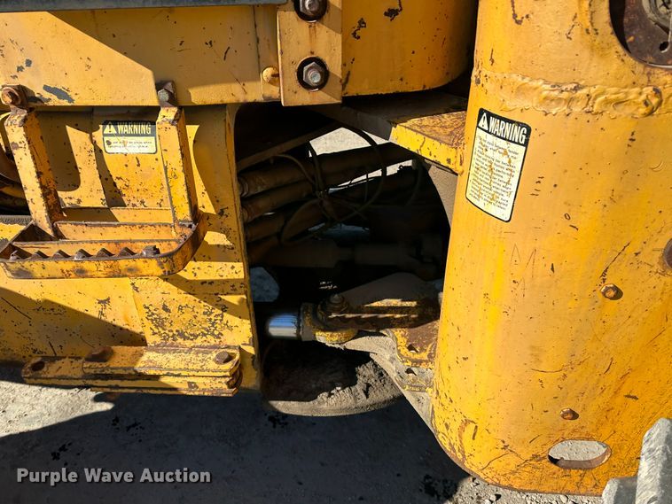 image for item LT9386 John Deere 646A  wheel loader