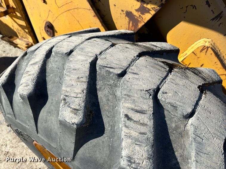 image for item LT9386 John Deere 646A  wheel loader