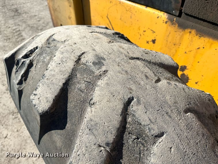 image for item LT9386 John Deere 646A  wheel loader