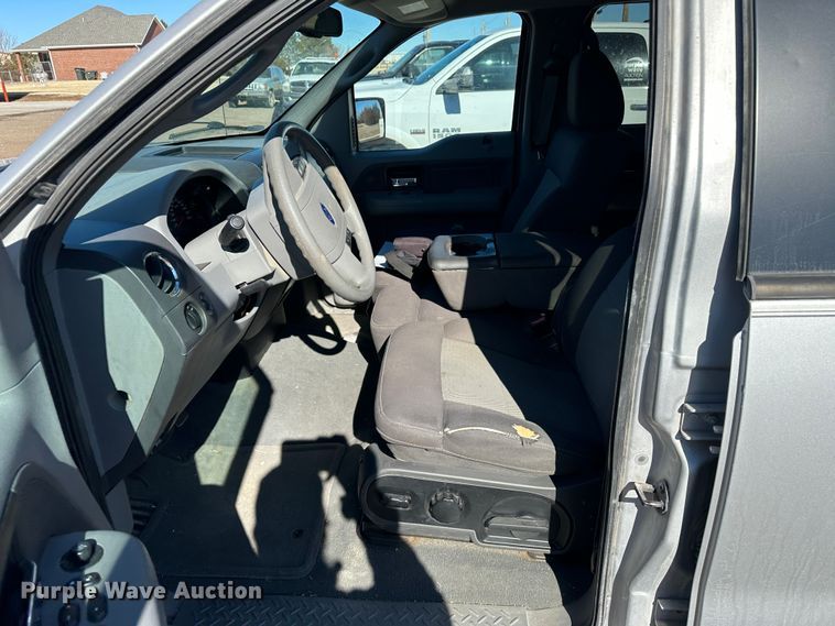 image for item LT9414 2006 Ford F150  SuperCrew pickup truck