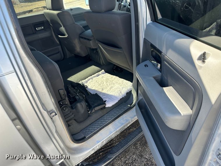 image for item LT9414 2006 Ford F150  SuperCrew pickup truck