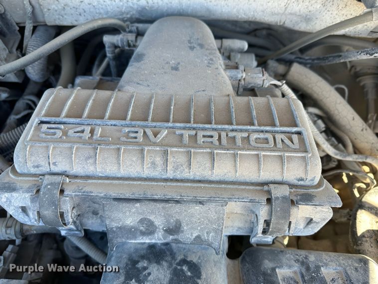 image for item LT9414 2006 Ford F150  SuperCrew pickup truck