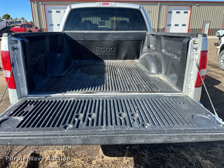 image for item LT9414 2006 Ford F150  SuperCrew pickup truck