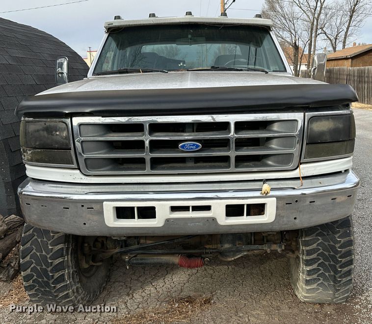 image for item LT9419 1997 Ford F350  Crew Cab pickup truck
