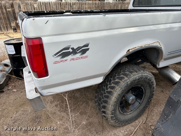 image for item LT9419 1997 Ford F350  Crew Cab pickup truck