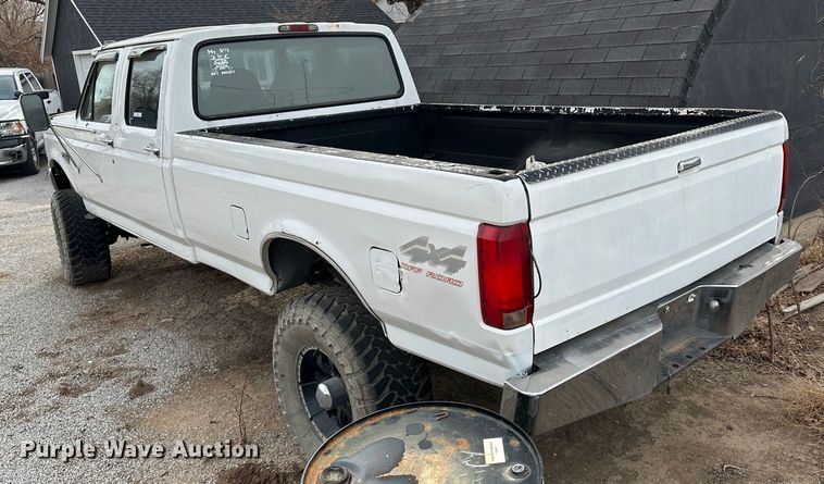image for item LT9419 1997 Ford F350  Crew Cab pickup truck