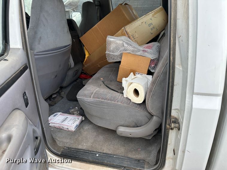 image for item LT9419 1997 Ford F350  Crew Cab pickup truck