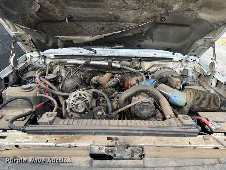 image for item LT9419 1997 Ford F350  Crew Cab pickup truck