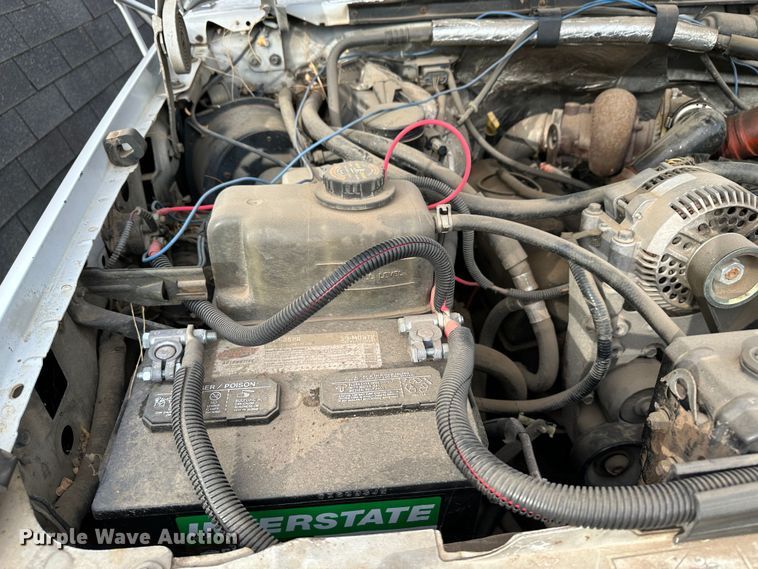 image for item LT9419 1997 Ford F350  Crew Cab pickup truck