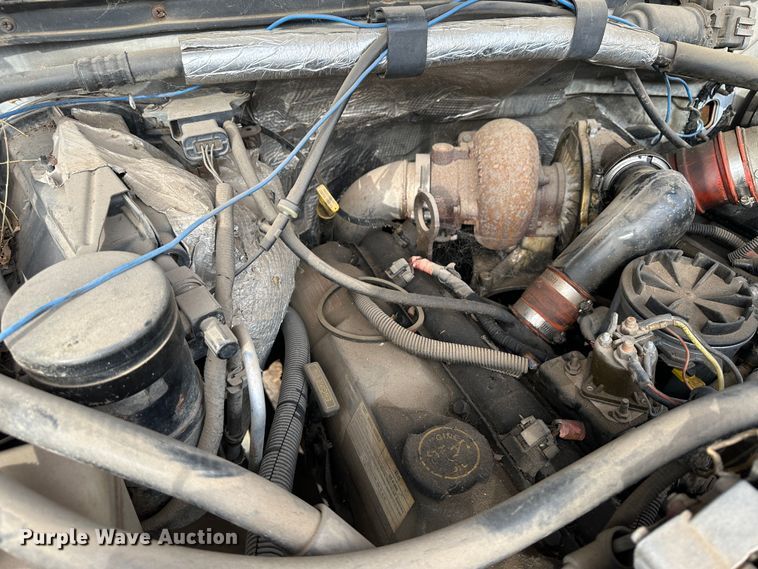 image for item LT9419 1997 Ford F350  Crew Cab pickup truck