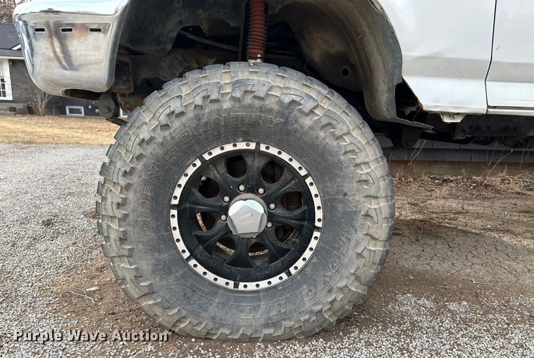 image for item LT9419 1997 Ford F350  Crew Cab pickup truck