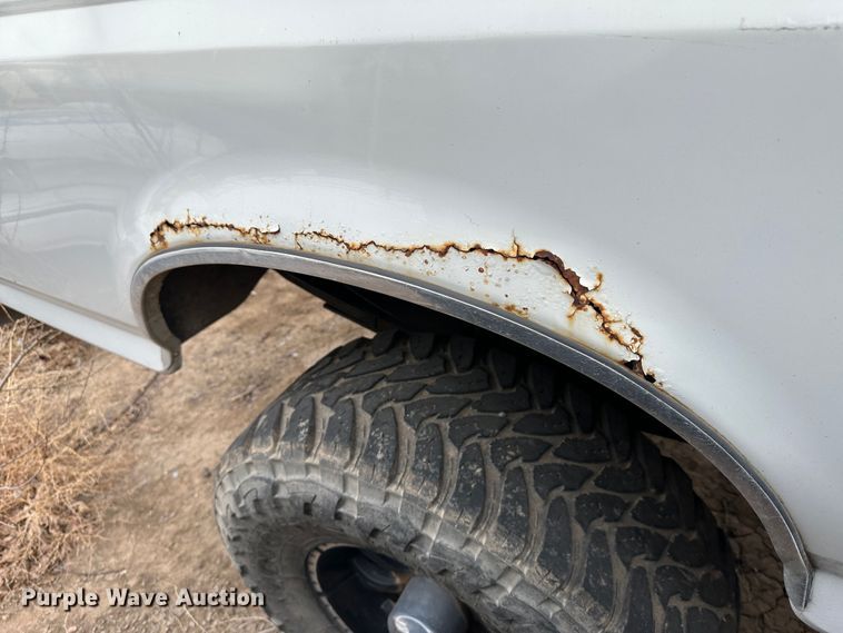 image for item LT9419 1997 Ford F350  Crew Cab pickup truck