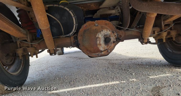 image for item LX9289 1993 Dodge Dakota LE  Club Cab pickup truck