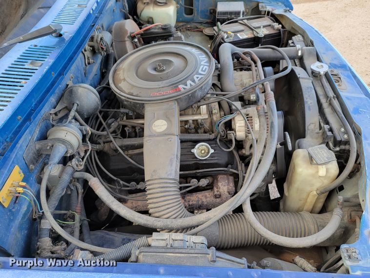 image for item LX9289 1993 Dodge Dakota LE  Club Cab pickup truck