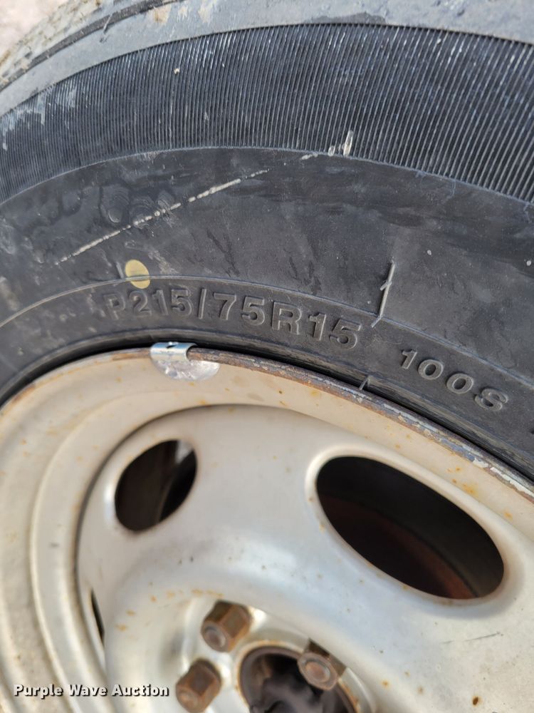 image for item LX9289 1993 Dodge Dakota LE  Club Cab pickup truck