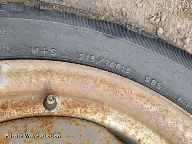 image for item LX9289 1993 Dodge Dakota LE  Club Cab pickup truck