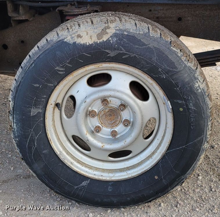 image for item LX9289 1993 Dodge Dakota LE  Club Cab pickup truck