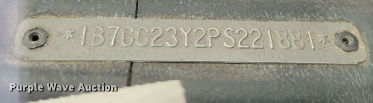 image for item LX9289 1993 Dodge Dakota LE  Club Cab pickup truck