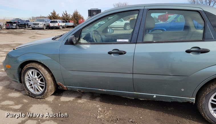 image for item LX9290 2006 Ford Focus ZX4 SE