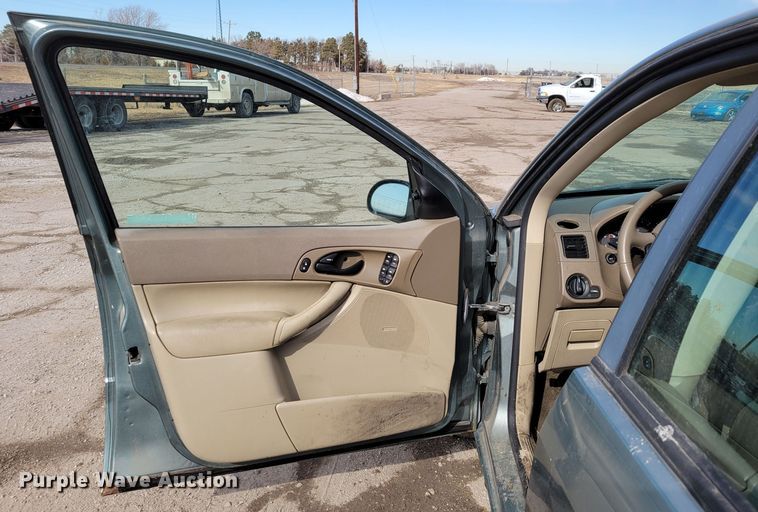 image for item LX9290 2006 Ford Focus ZX4 SE