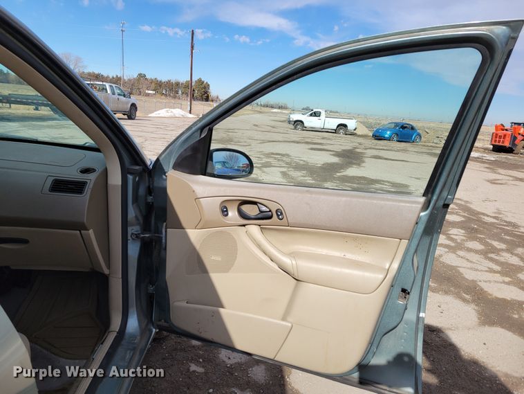 image for item LX9290 2006 Ford Focus ZX4 SE